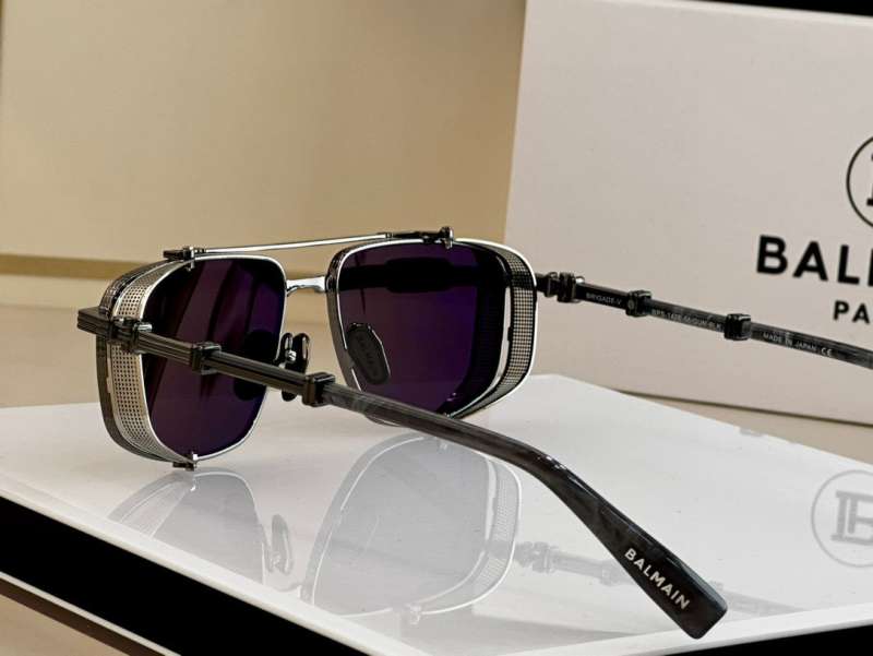 Picture of Balmain Sunglasses _SKUfw53592053fw